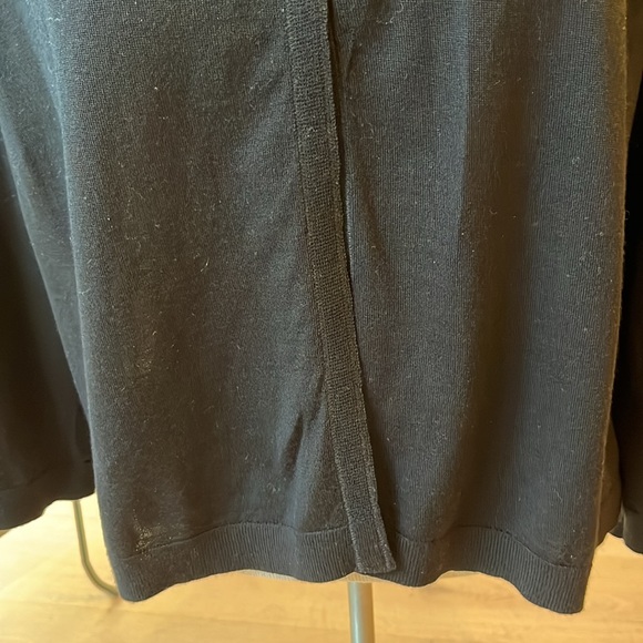 EUC Lafayette 148 New York black wool cardigan with silk button and collar band - Picture 3 of 9